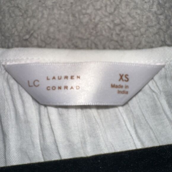 Lauren Conrad LC White Button up Puff Sleeve Top Round Neck Size XS Classic - Picture 4 of 8